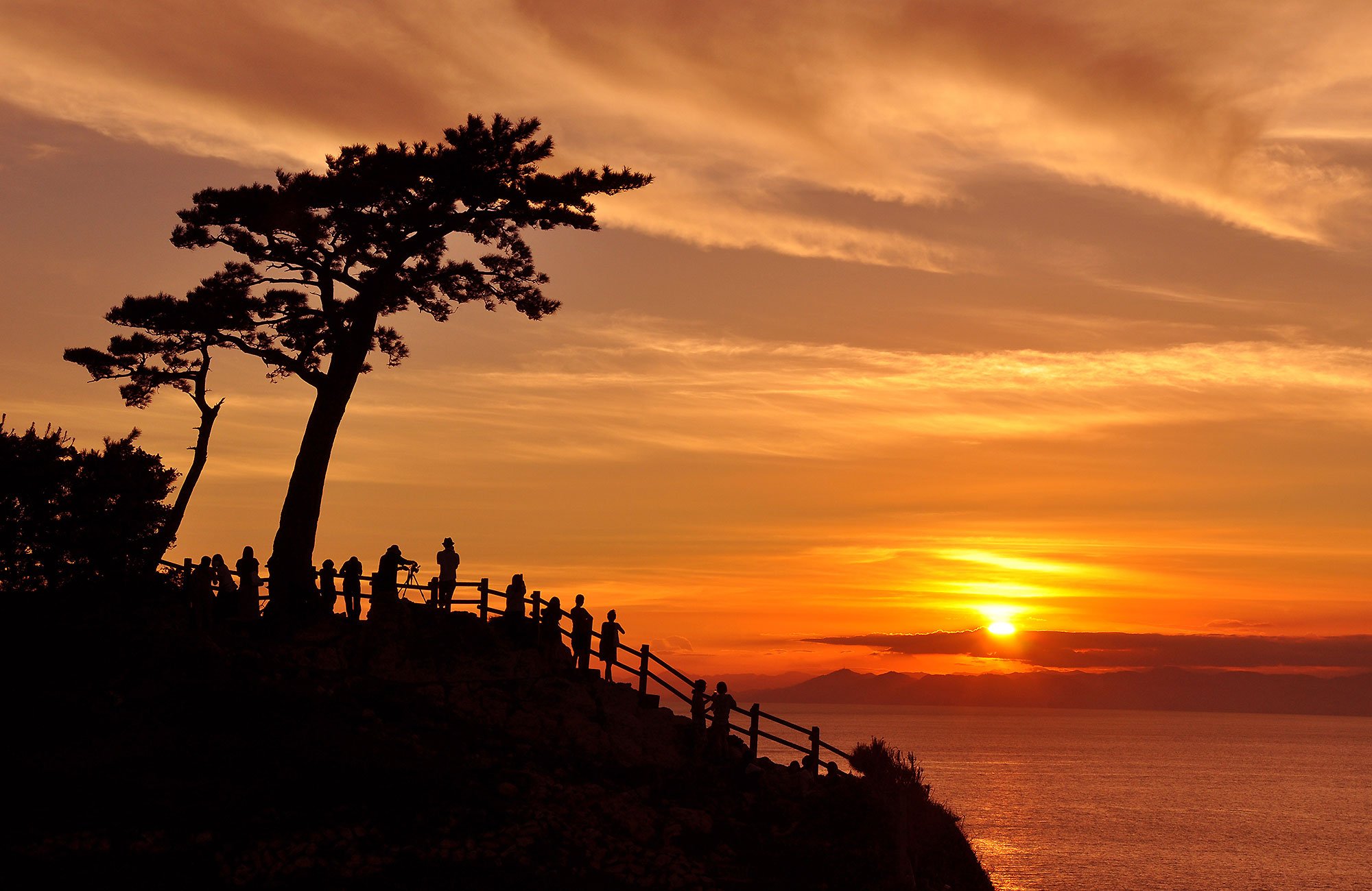 🏖️ 구름 보는 해안(구모미 가이간) 이미지 8